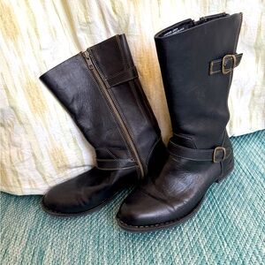 Black Leather Women's Boots
